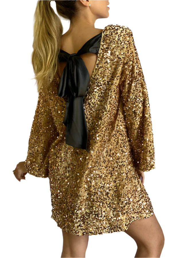 Luksuriøs Aftenlook | Glitterkjole med Elegant Twist