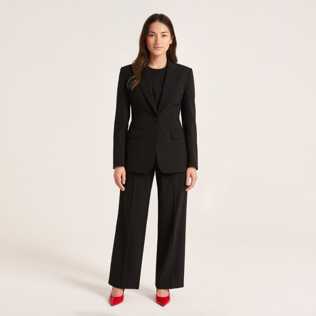 Stilfuldt Sæt med Klassisk Blazer og Tidløse Bukser
