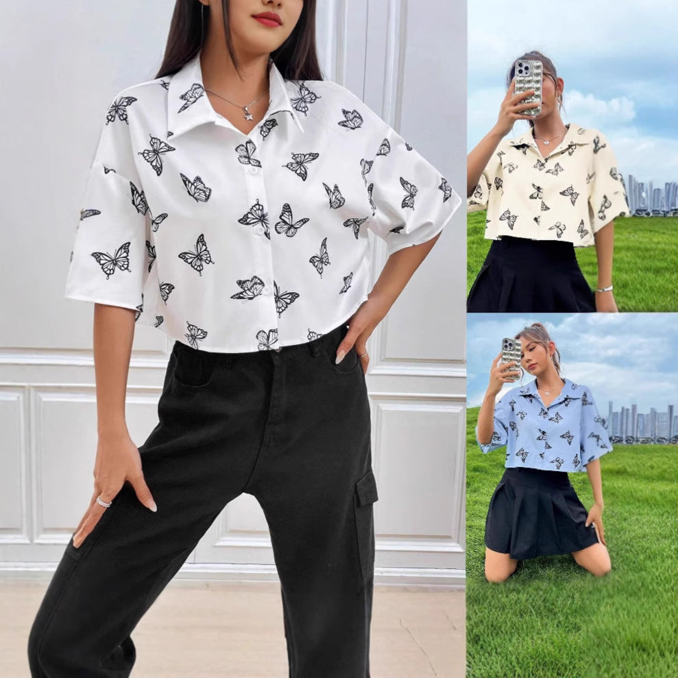 Kortærmet Skjorte med Sommerfugle | Tidløst og Trendy Look
