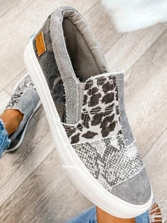 Stilsikre Sneakers | Moderne Leoparddesign