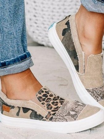 Stilsikre Sneakers | Moderne Leoparddesign