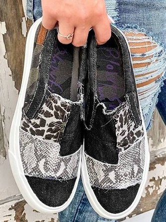 Stilsikre Sneakers | Moderne Leoparddesign