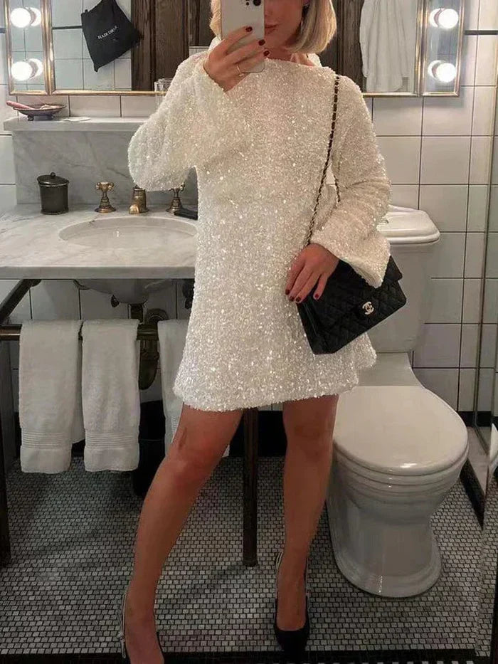 Funky Kjole med Glimmer og Bånddetaljer | Frisk og Fashionabel
